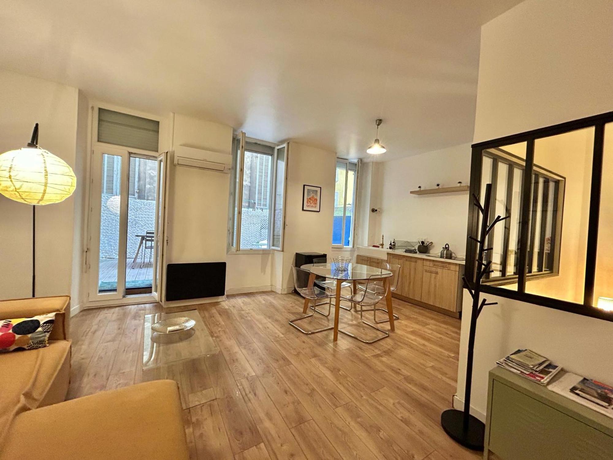 מרסיי Chez Marie Et Romain- Appartement De Charme Au Coeur De La Joliette Proche Panier Centre Ville מראה חיצוני תמונה