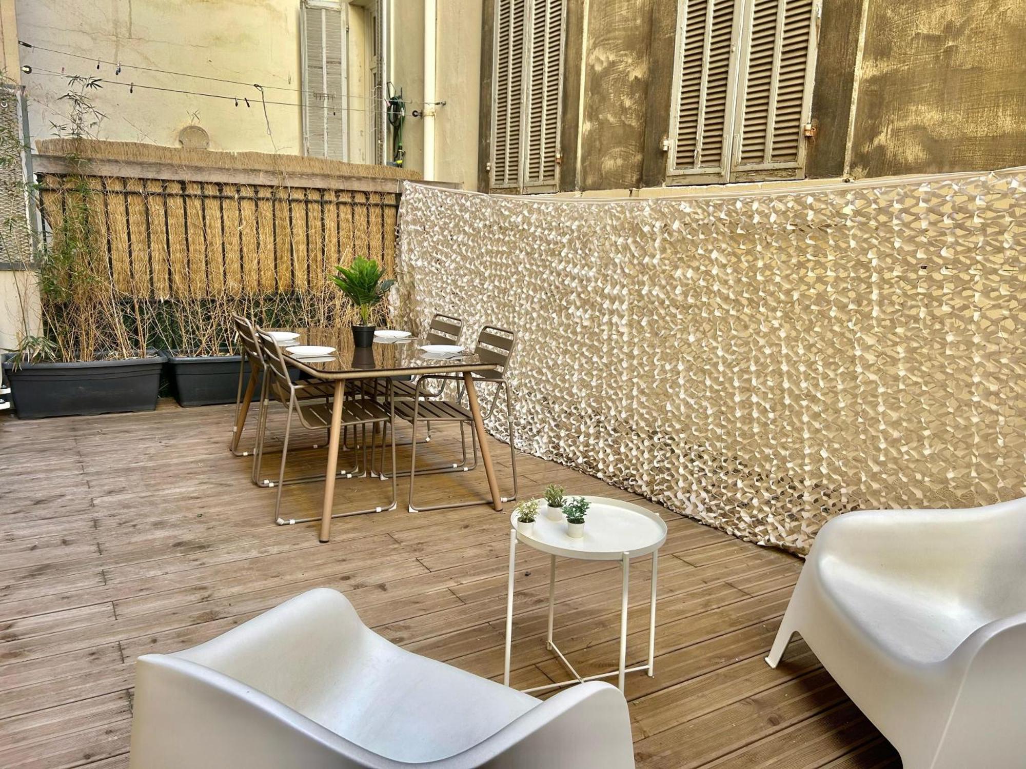 מרסיי Chez Marie Et Romain- Appartement De Charme Au Coeur De La Joliette Proche Panier Centre Ville מראה חיצוני תמונה