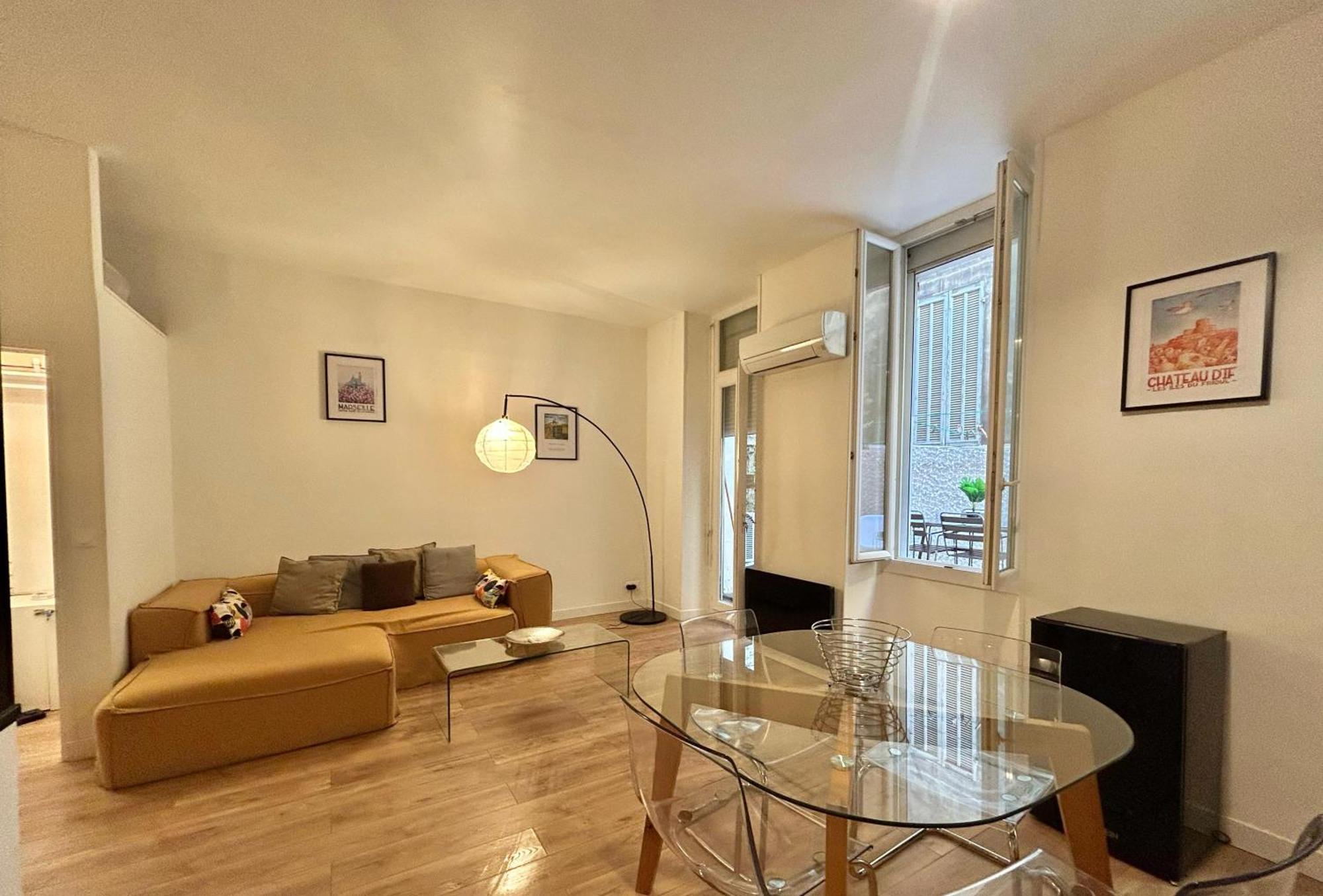 מרסיי Chez Marie Et Romain- Appartement De Charme Au Coeur De La Joliette Proche Panier Centre Ville מראה חיצוני תמונה